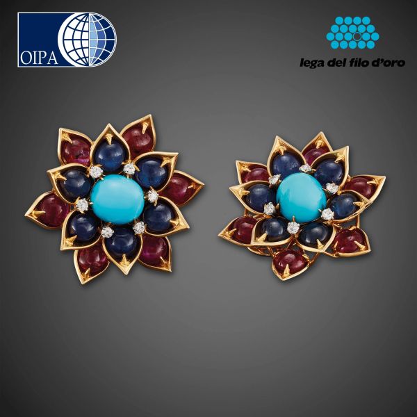 BULGARI PAIO DI ORECCHINI A FORMA DI FIORE