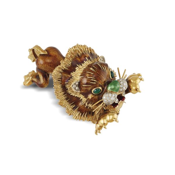 FRASCAROLO BIG LION-SHAPED BROOCH IN 18KT YELLOW GOLD AND ENAMELS
