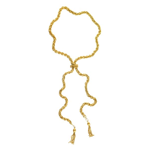 



LONG UP AND DOWN NECKLACE IN 18KT YELLOW GOLD