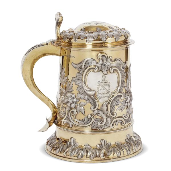 A LARGE SILVER AND GILDED SILVER TANKARD, MARK OF GEORGE FOX, LONDON, 1861