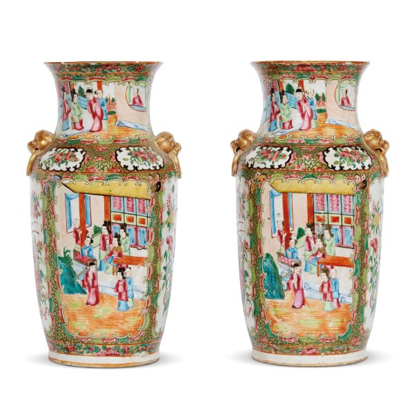 



A PAIR OF CHINESE VASES, 19TH CENTURY