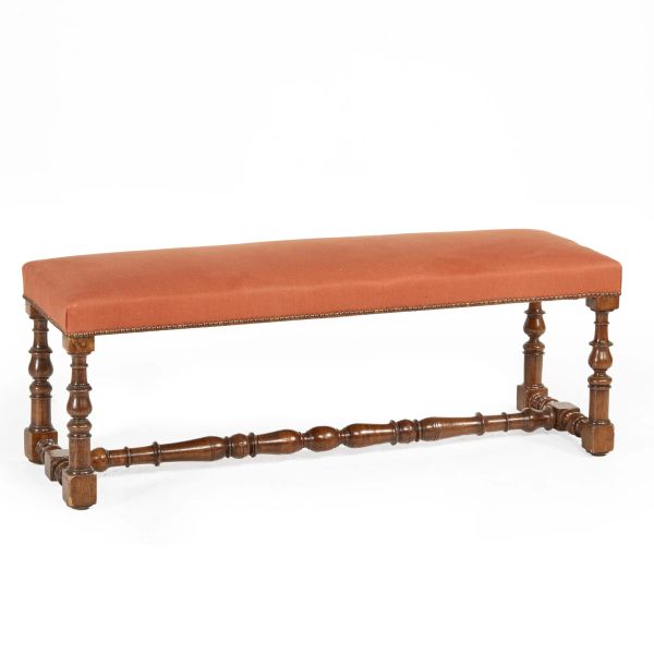 A SMALL 16TH CENTURY STYLE BENCH
