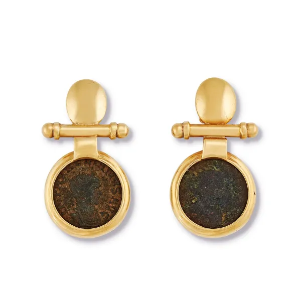 



PAIR OF COIN EARRINGS