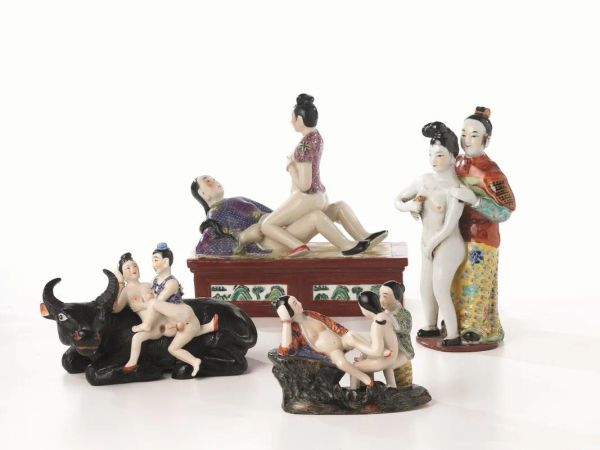 Quattro sculture a soggetto erotico, Cina periodo repubblicano, in&nbsp;&nbsp;&nbsp;&nbsp;&nbsp;&nbsp;&nbsp;&nbsp;