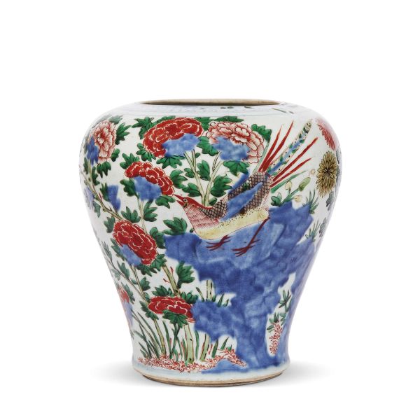 A VASE, CHINA, QING DYNASTY, 17TH-18TH CENTURY