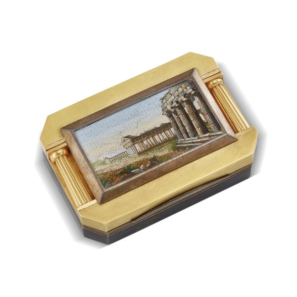 



MALACHITE AND GOLD SNUFF BOX WITH MICROMOSAIC COVER
