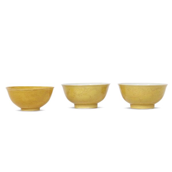 THREE BOWLS, CHINA, LATE QING DYNASTY, 19TH-20TH CENTURY