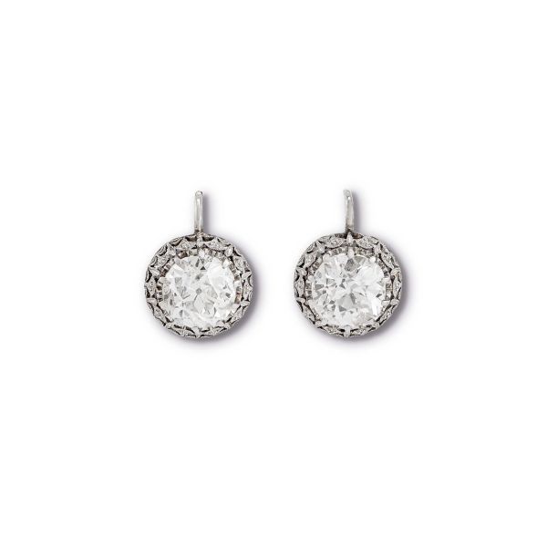 



OLD MINE CUT LEVERBACK EARRINGS IN 18KT WHITE GOLD