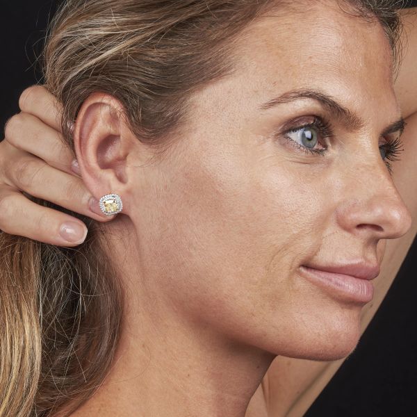 TIFFANY & CO. PAIO DI ORECCHINI SOLESTE CON DIAMANTI FANCY YELLOW