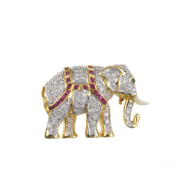 ELEPHANT-SHAPED BROOCH/PENDANT IN 18KT TWO TONE GOLD