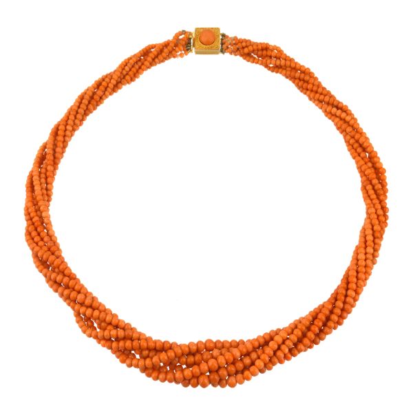 



CORAL TORCHON NECKLACE IN 18KT YELLOW GOLD