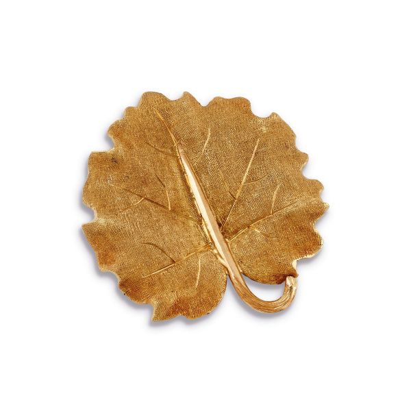 Buccellati - 



BUCCELLATI LEAF-SHAPED BROOCH IN 18KT YELLOW GOLD