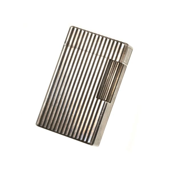 



DUPONT SILVER LIGHTER