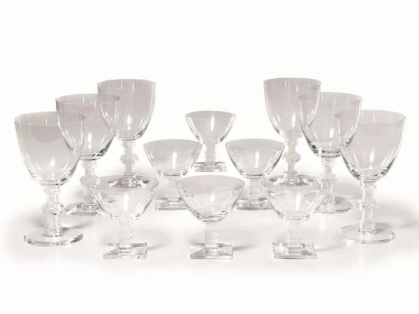  Quarantuno bicchieri, manifattura Lalique,  a calice di tre modelli diversi (41)