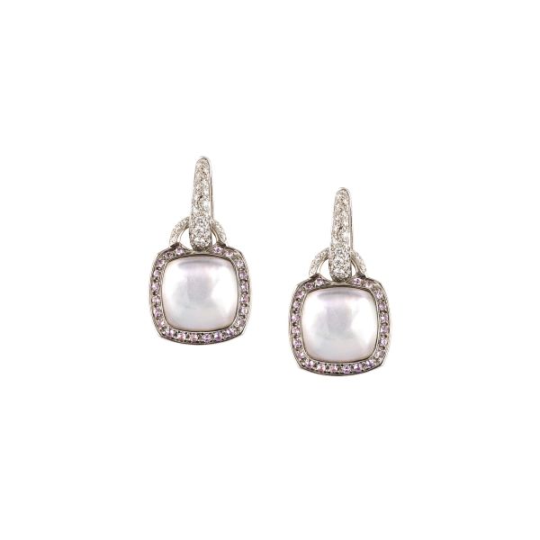 



DIAMOND AND CHALCEDONY DROP EARRINGS IN 18KT WHITE GOLD