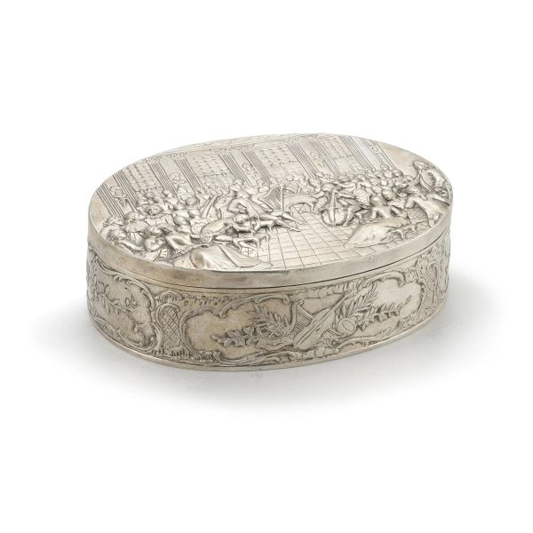 A SILVER BOX, HANAU, BEGONNING OF 20TH CENTURY, MARK OF GEORG ROTH & CO.
