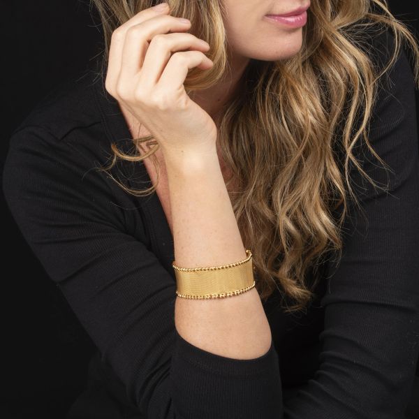 BRACCIALE CON MAGLIA TESSITA