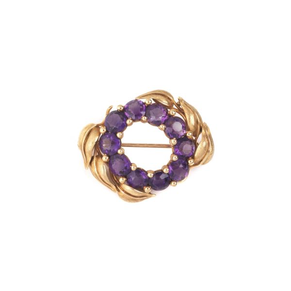 AMETHYST CLUSTER BROOCH IN 18KT YELLOW GOLD