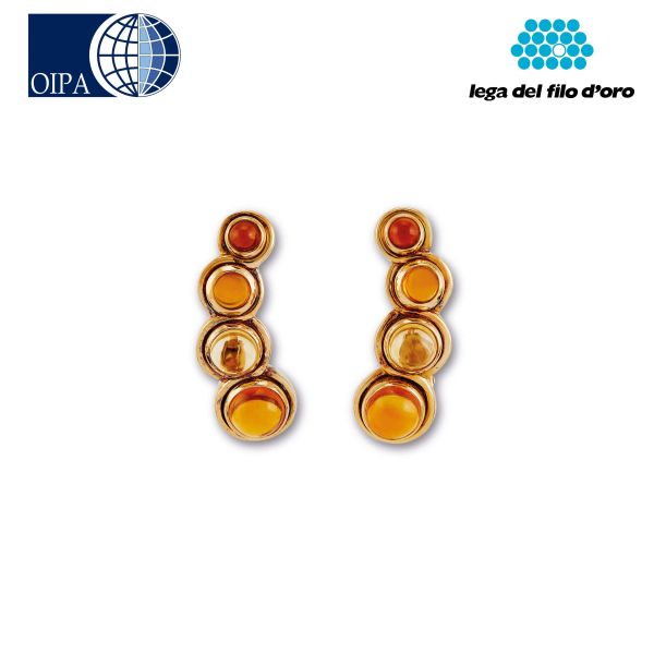 Bulgari - 



BULGARI SEMIPRECIOUS STONE EARRINGS IN 18KT YELLOW GOLD