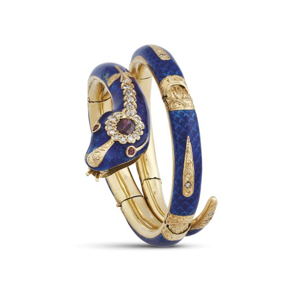 SNAKE-SHAPED RUBY AND DIAMOND BANGLE IN 18KT YELLOW GOLD AND ENAMELS