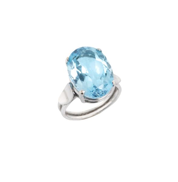 ANELLO CON TOPAZIO AZZURRO