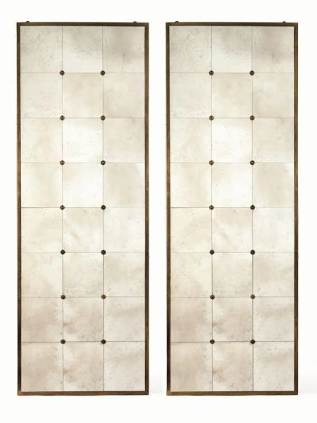  Due specchiere  rettangolari con cornici in ottone, vetri antichizzati fermati da piccole rosette in bronzo,  ed una specchiera  simile, cm 203x74,  piccoli danni  (3)                                       
