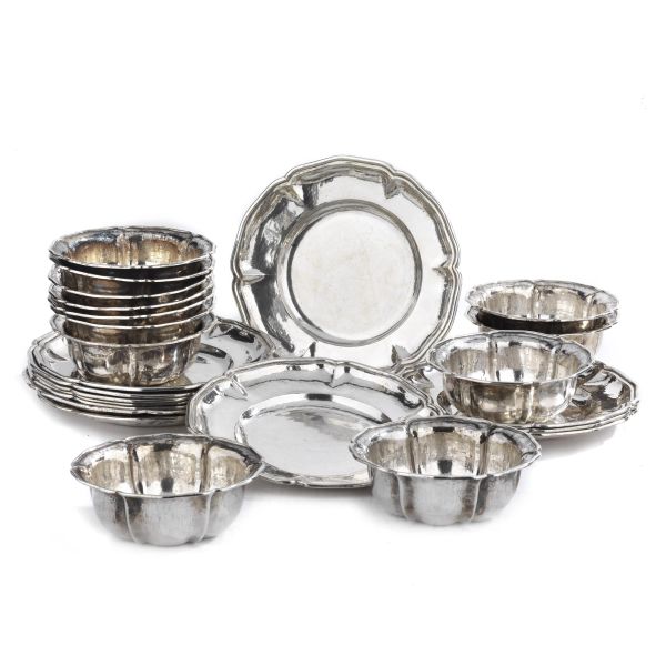 TWELVE SILVER FINGER WASHING CUPS WITH TWELVE SILVER SAUCERS, 20TH CENTURY