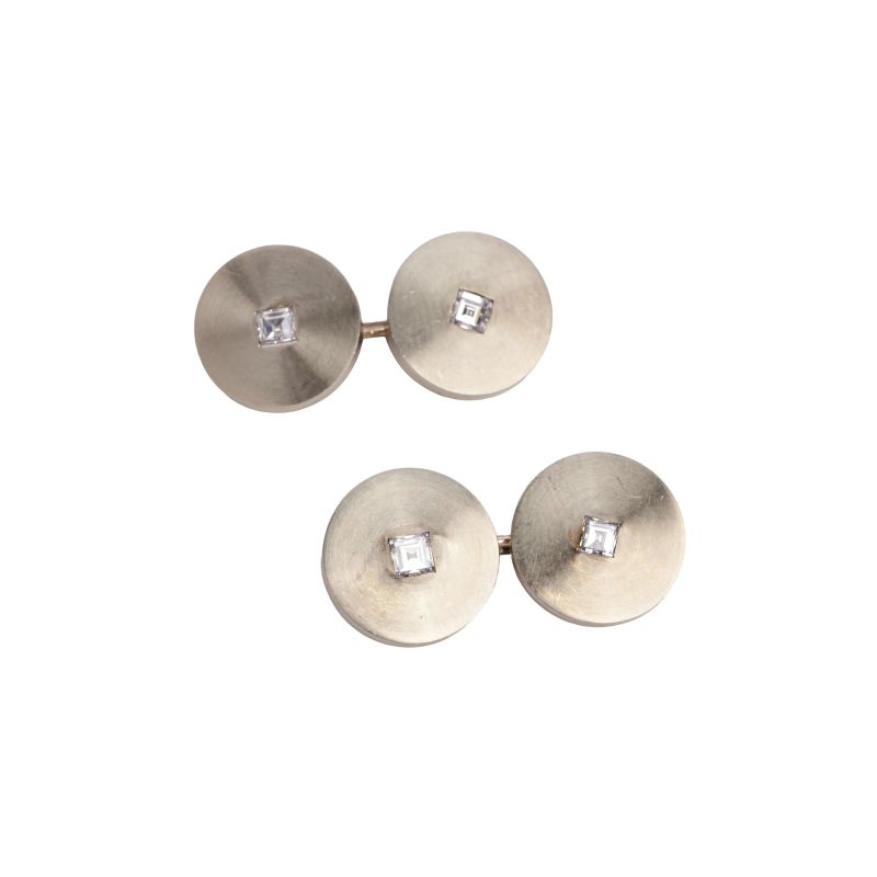 



DIAMOND ROUND CUFFLINKS IN 18KT WHITE GOLD  - Auction JEWELS - Pandolfini Casa d'Aste