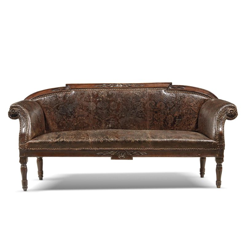 A LOMBARD SOFA, 18TH CENTURY  - Auction furniture and works of art - Pandolfini Casa d'Aste