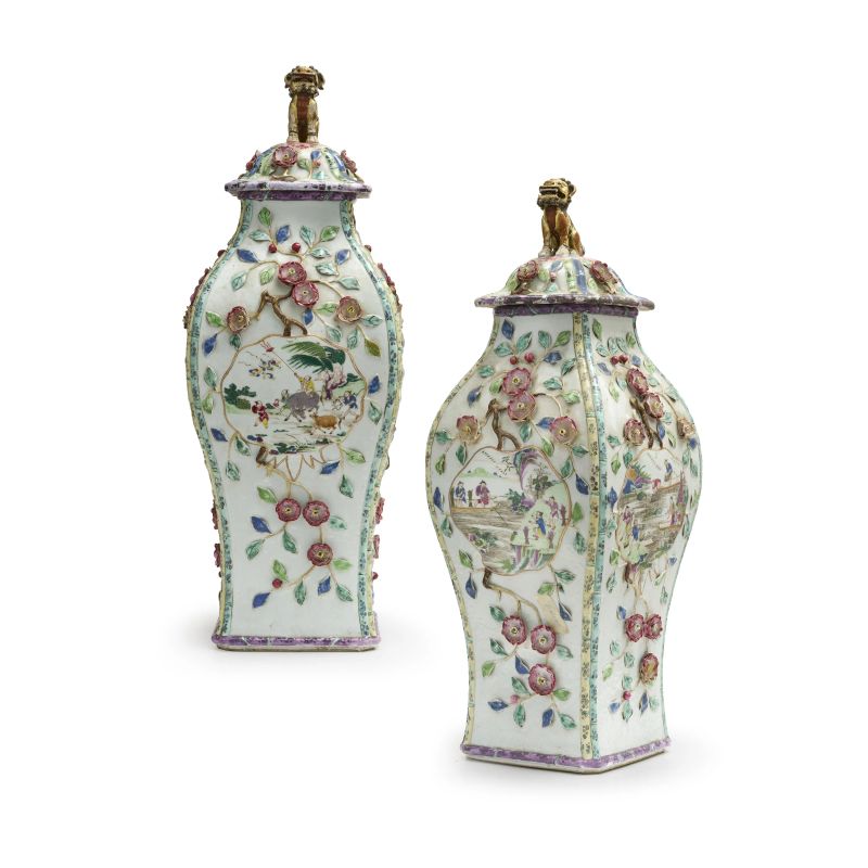 



PAIR OF VASES, CHINA, QING DINASTY, 18TH CENTURY  - Auction Asian Art | 东方艺术 - Pandolfini Casa d'Aste