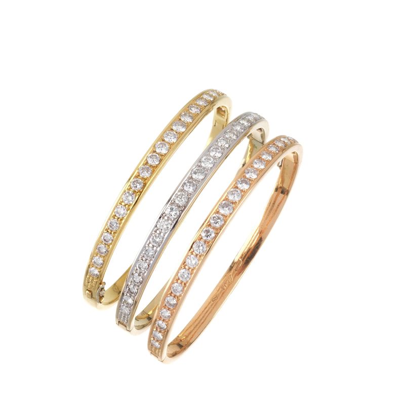 THREE DIAMOND BANGLE BRACELET IN 18KT THREE TONE GOLD  - Auction ONLINE AUCTION | JEWELS - Pandolfini Casa d'Aste