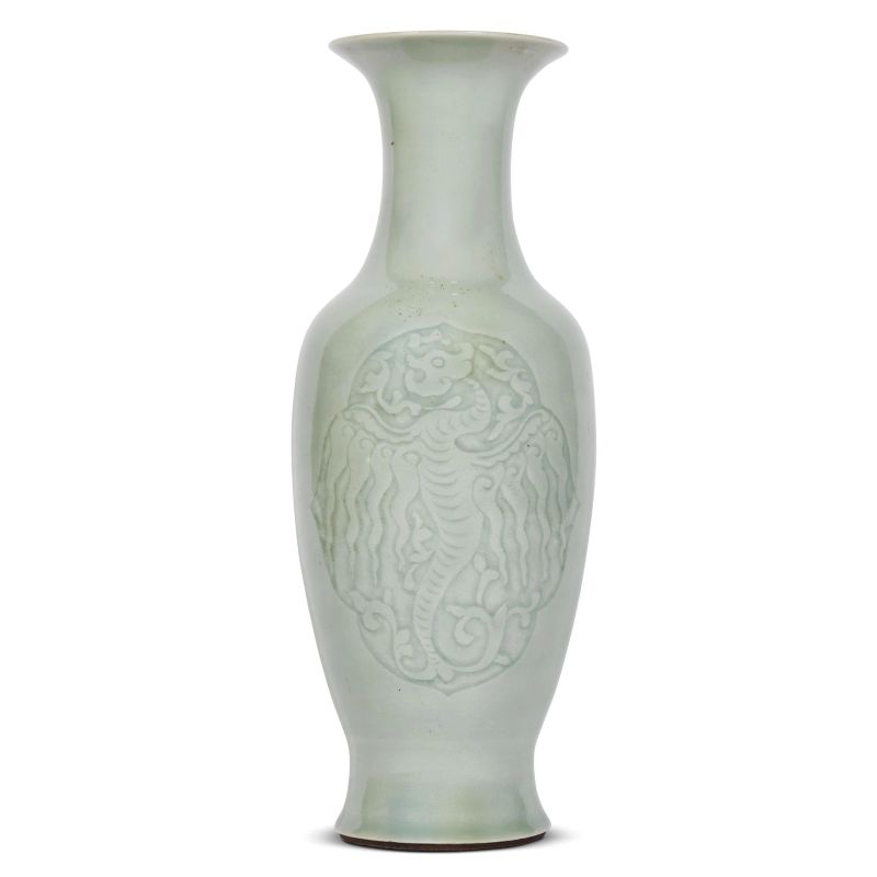 A VASE, CHINA, QING DYNASTY, 19TH CENTURY  - Auction Asian Art | &#19996;&#26041;&#33402;&#26415; - Pandolfini Casa d'Aste