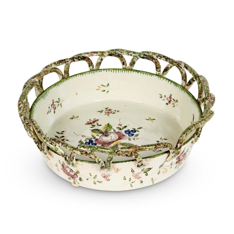 



A BASKET, FRANCE, EARLY 19TH CENTURY  - Auction CERAMICS. MAJOLICA AND PORCELAIN FROM THE RENAISSANCE TO THE 18TH CENTURY - Pandolfini Casa d'Aste