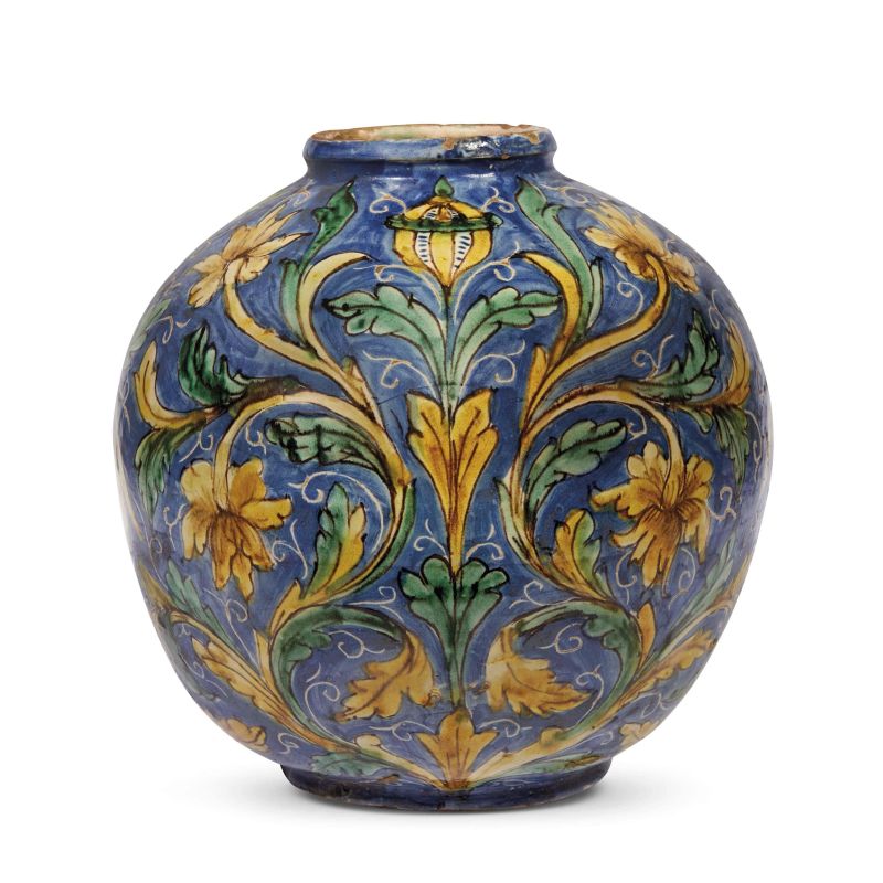 A BULBOUS JAR, CALTAGIRONE, 19TH CENTURY  - Auction A COLLECTION OF MAJOLICA APOTHECARY VASES - Pandolfini Casa d'Aste