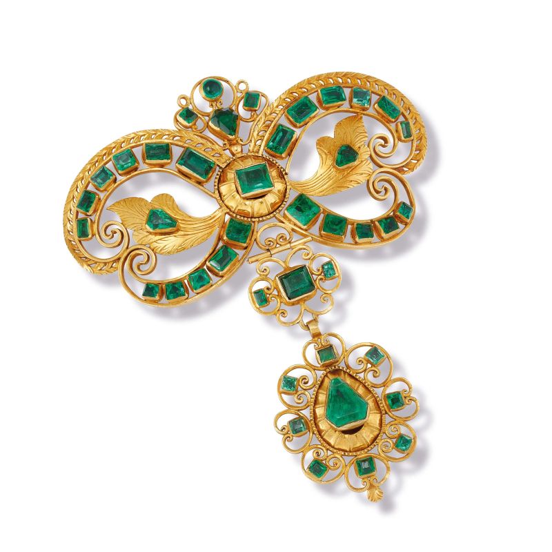 



EMERALD PECTORAL IN 18KT YELLOW GOLD  - Auction JEWELS - Pandolfini Casa d'Aste
