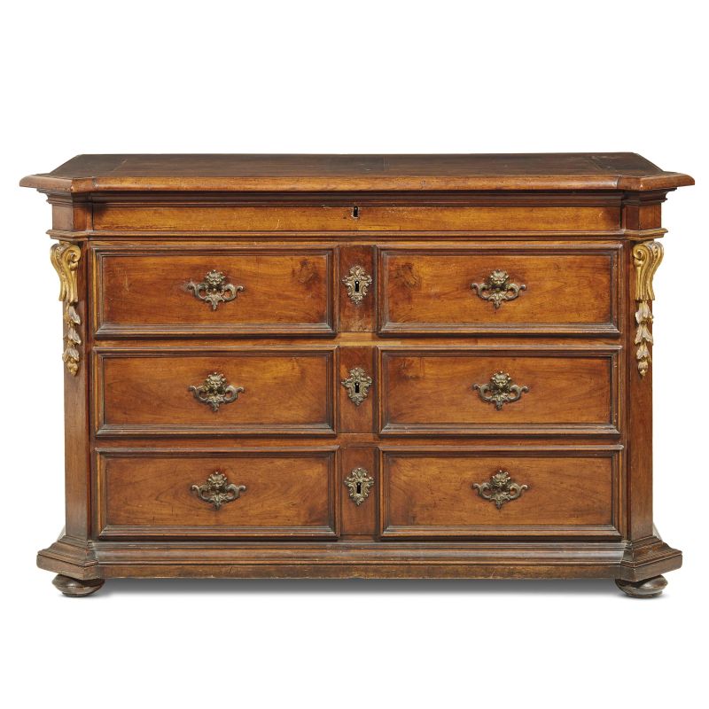 A TUSCAN COMMODE, 18TH CENTURY  - Auction ONLINE AUCTION | ARREDARE CON STILE. MOBILI E OGGETTI D'ARTE - Pandolfini Casa d'Aste