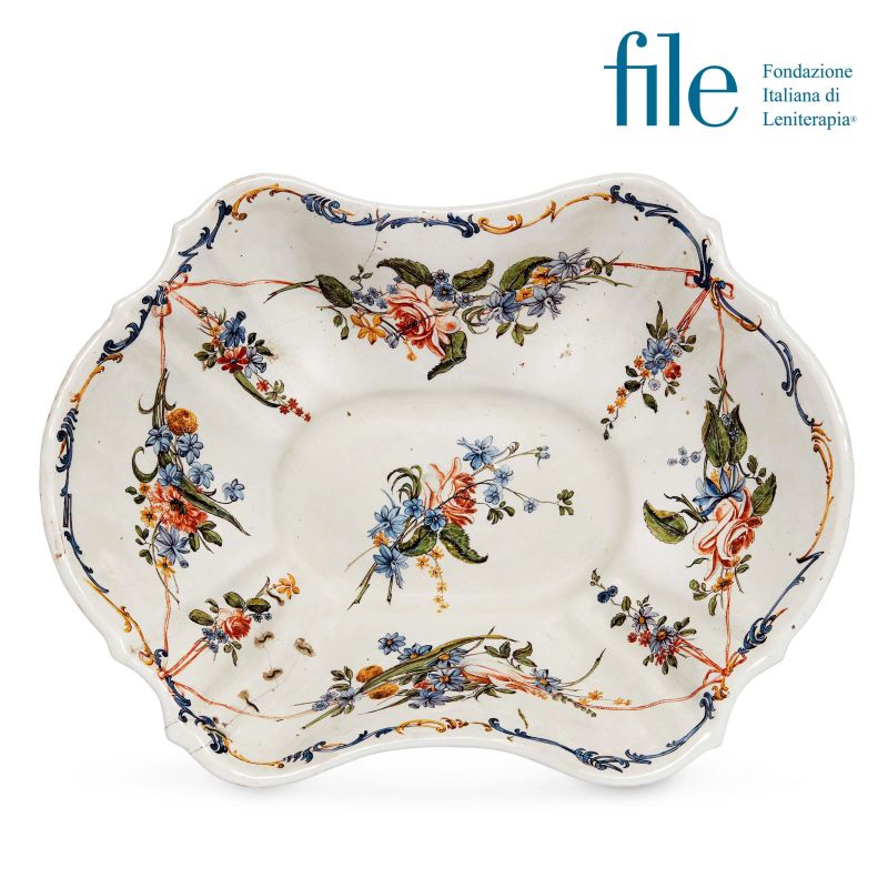 



BACILE DA BARBA, NOVE, MANIFATTURA DI G.M. BACCIN, 1770-1790  - Asta CERAMICA. MAIOLICHE E PORCELLANE DAL RINASCIMENTO AL SETTECENTO - Pandolfini Casa d'Aste