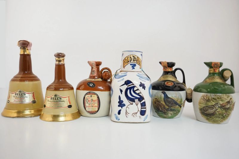 Selezione Scotch Whisky in Ceramic Decanter  - Asta VINI PREGIATI E DISTILLATI DA COLLEZIONE - Pandolfini Casa d'Aste