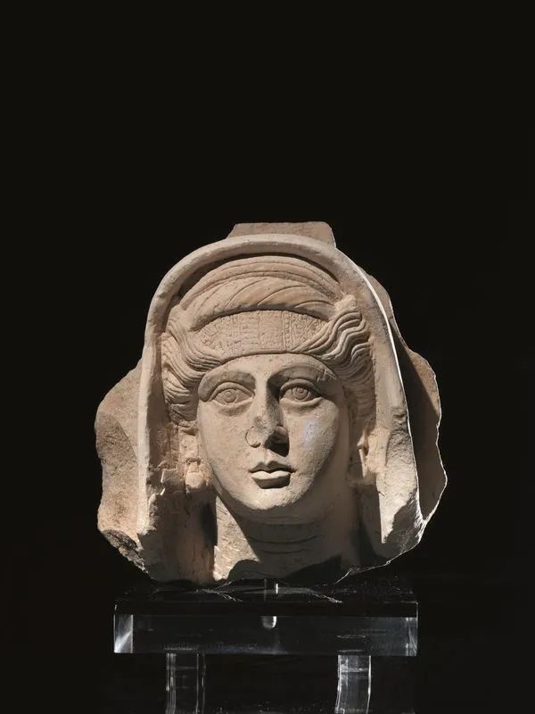 Testa femminile  - Auction Antiquities - Pandolfini Casa d'Aste