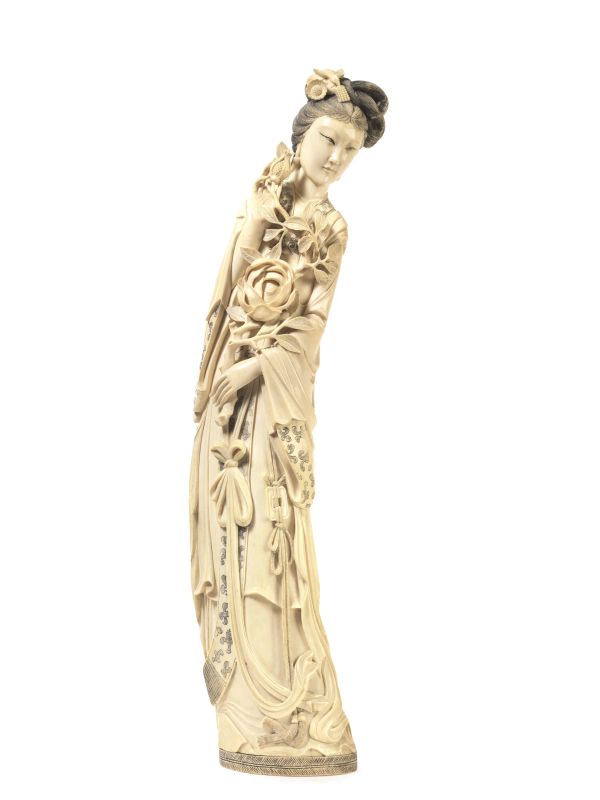 FIGURA DI GUANYIN, CINA, DINASTIA QING, SEC. XIX  - Auction Asian Art - Pandolfini Casa d'Aste