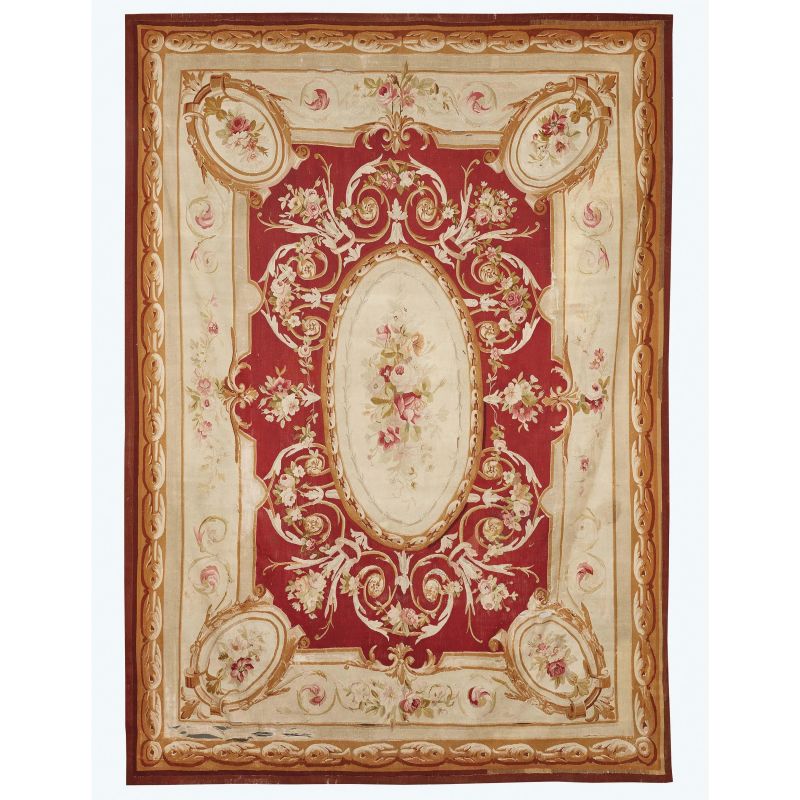 TAPPETO AUBUSSON, FRANCIA, SECOLO XIX  - Asta INTERNATIONAL FINE ART E UNA IMPORTANTE COLLEZIONE DI PENDOLE “AU BON SAUVAGE” - Pandolfini Casa d'Aste