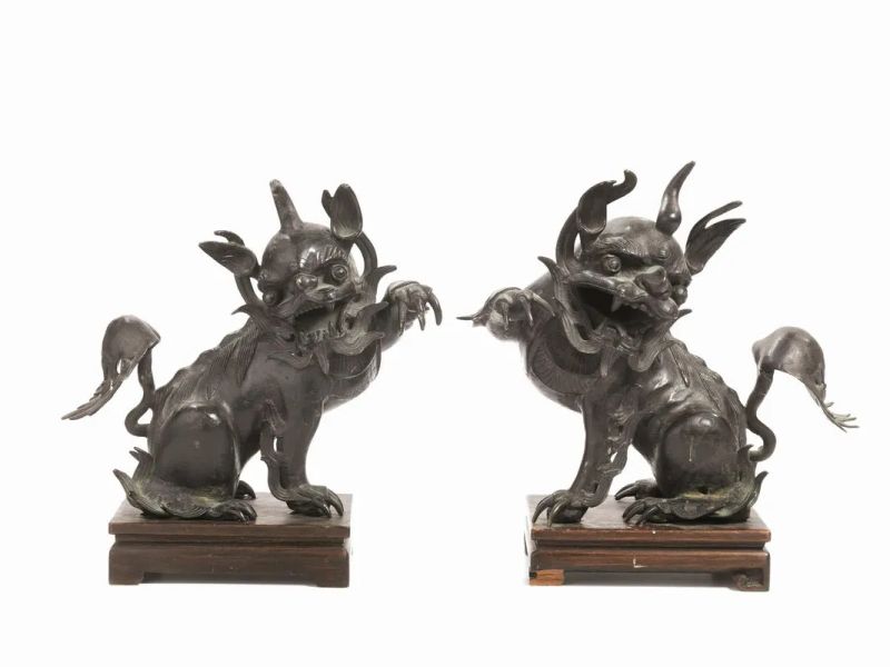 COPPIA DI LEONI DELLE NEVI, CINA, DINASTIA MING, SEC. XVII  - Auction Asian Art - Pandolfini Casa d'Aste