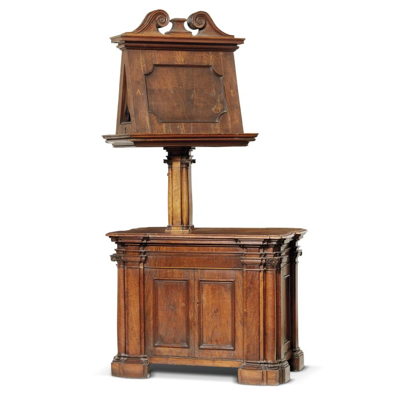 A LARGE TUSCAN LECTERN, 17TH CENTURY  - Auction furniture and works of art - Pandolfini Casa d'Aste