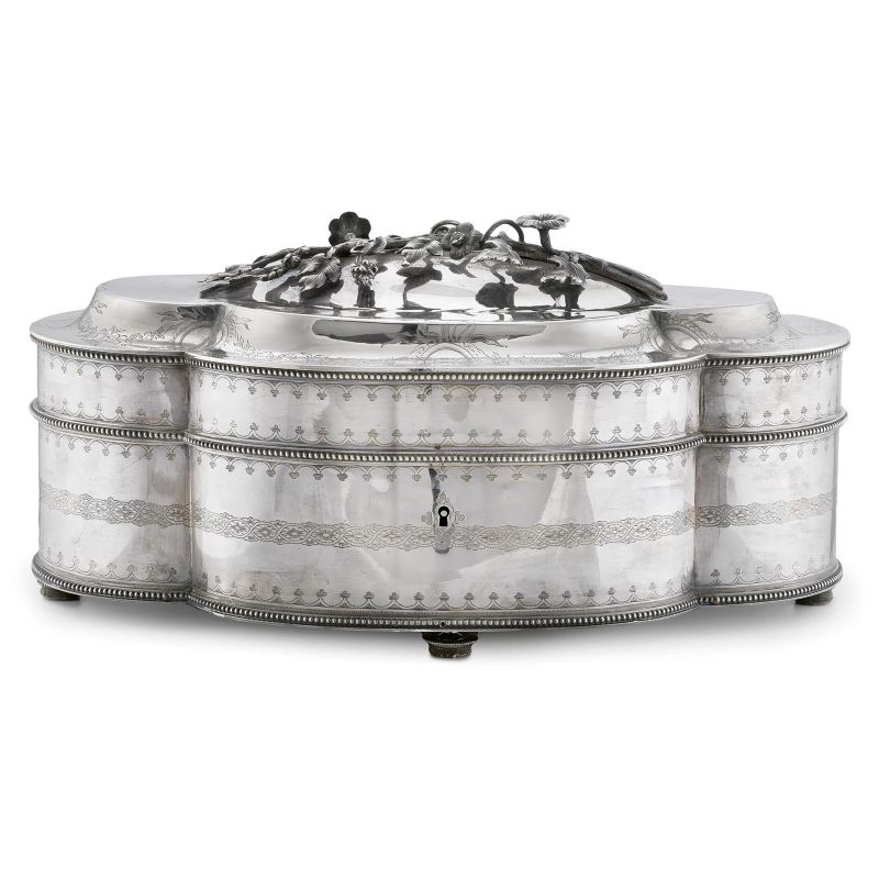 A SILVER  AND WOOD JEWELRY BOX, PARIS, LATE 19TH CENTURY, MARK OF ÉMILE HUGO  - Auction Italian and European silver - Pandolfini Casa d'Aste