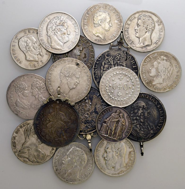      NOVANTASETTE MONETE D&rsquo;ARGENTO RAPPRESENTATE PREVALENTEMENTE DA SCUDI ITALIANI E FRANCESI. ALCUNE CON MONTATURA.   - Auction COINS AND MEDALS FROM ITALIAN MINTS, THE HOUSE OF SAVOY AND AN IMPORTANT COLLECTION OF OSELLE FROM MURANO AND VENICE - Pandolfini Casa d'Aste