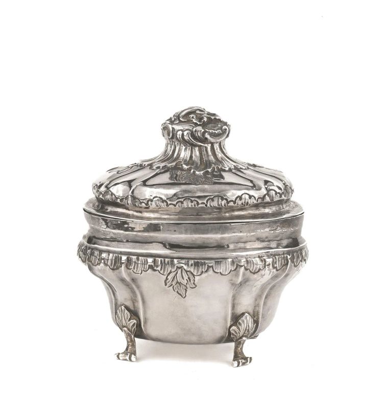      ZUCCHERIERA, GENOVA, SECOLO XVIII    - Auction ONLINE AUCTION | ITALIAN AND EUROPEAN SILVER - Pandolfini Casa d'Aste