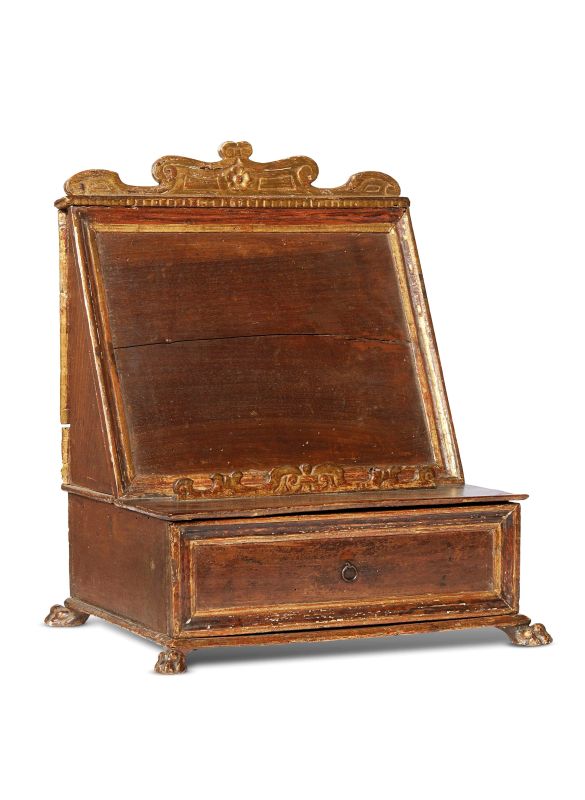 LEGGIO DA TAVOLO, TOSCANA, SECOLO XVI  - Auction FURNITURE, PAINTINGS AND SCULPTURES: RESEARCH AND PASSION IN A FLORENTINE COLLECTION - Pandolfini Casa d'Aste