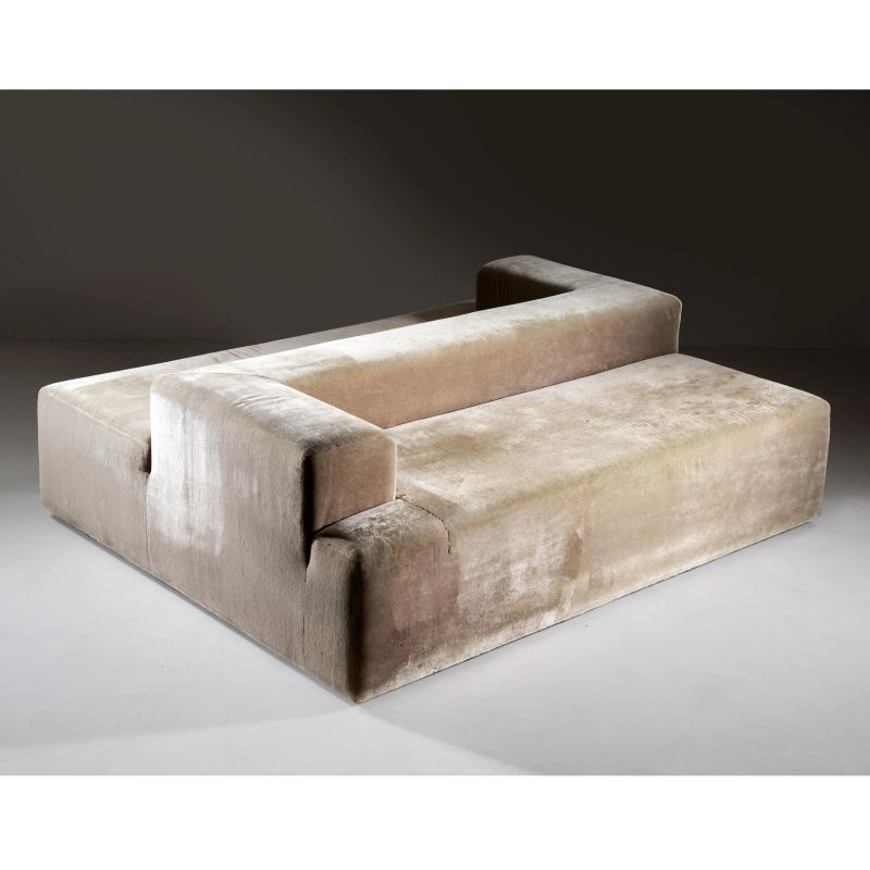 



DIVANO   - Asta SPOTLIGHT DESIGN - Pandolfini Casa d'Aste