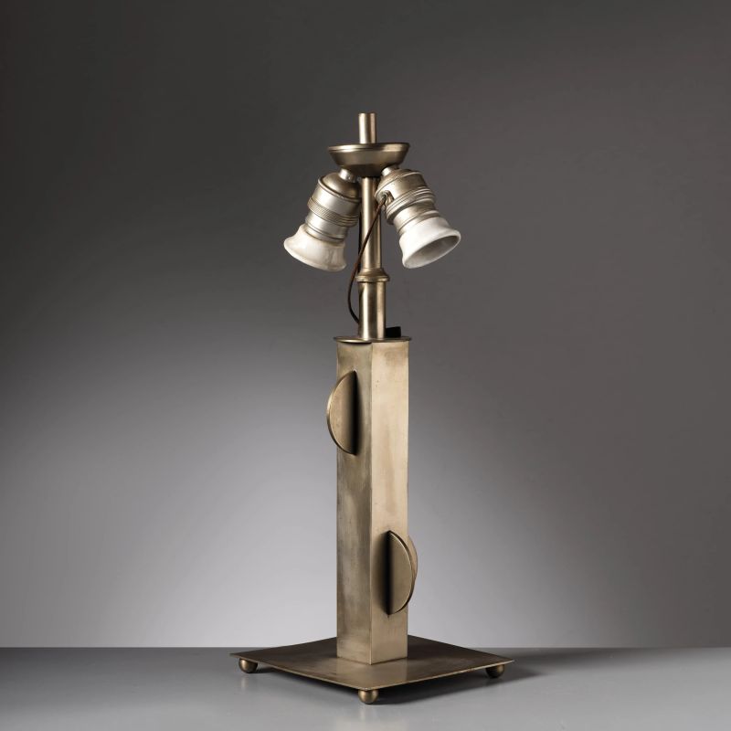 



LAMPADA DA TAVOLO&nbsp;   - Asta DESIGN E ARTI DECORATIVE DEL '900 - Pandolfini Casa d'Aste