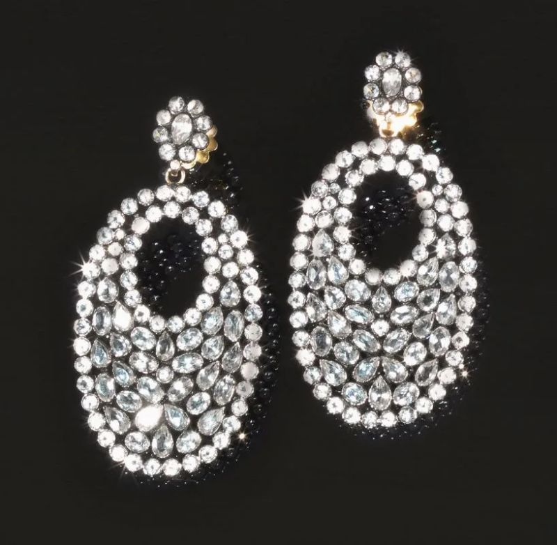 Paio di orecchini pendenti in argento, oro giallo e topazi incolori  - Auction Important Jewels and Watches - I - Pandolfini Casa d'Aste